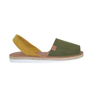 Menorquinas acolchadas de piel verde by Blusandal BLUSANDAL