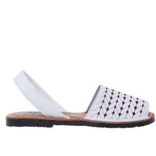 Menorquinas aus weißem gestepptem Leder von Blusandal BLUSANDAL