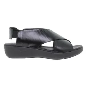 Sandales en cuir noir par Amelie AMELIE