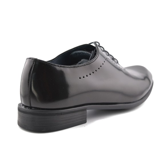 Zapatos de vestir de piel negros by Latino LATINO