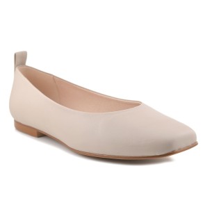 Beige leren ballerina's van Casual CASUAL 2