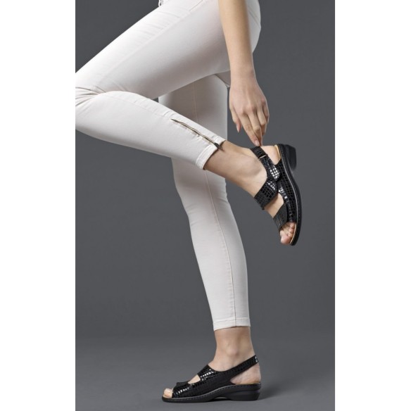 Sandali con zeppa comfort in pelle nera di Saguy's SAGUY'S COMFORT
