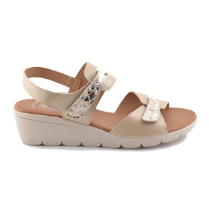Sandales compensées en cuir beige par Amelie AMELIE COMFORT