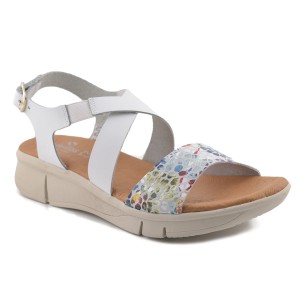 Sandalias blancas de piel  con cuña CBP - CONBUENPIE 2