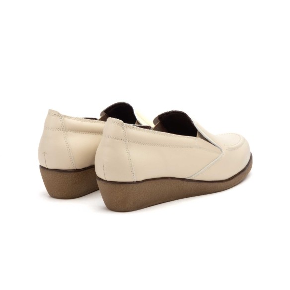 Mocassini in pelle beige con zeppa CBP - CONBUENPIE
