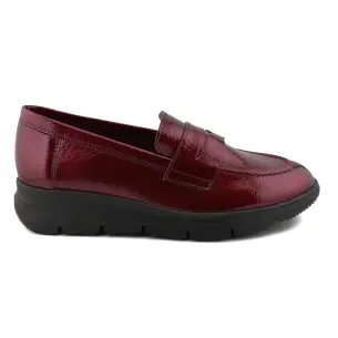 Burgunderfarbene Keilabsatzschuhe CASUAL