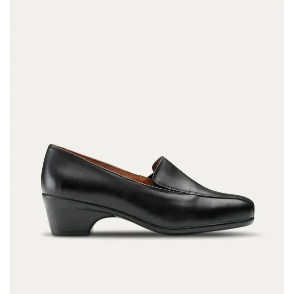 Mocassins de couro preto com salto FELIZ CAMINAR