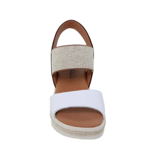 Sandali in pelle bianca di Blusandal BLUSANDAL